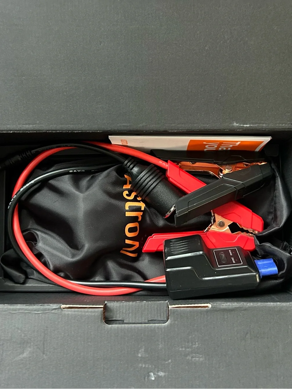 AstroAI S8 Ultra 12V 4000A Lithium Jump Starter